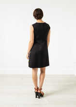 Laden Sie das Bild in den Galerie-Viewer, Triangle Sleeveless Dress in Multi