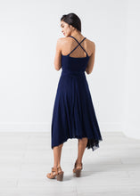 Laden Sie das Bild in den Galerie-Viewer, Ruched Party Dress in Navy