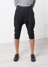 Load image into Gallery viewer, Woven Bermuda Short