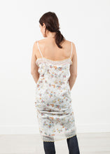 Laden Sie das Bild in den Galerie-Viewer, Garden Dress in Floral