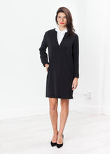 Laden Sie das Bild in den Galerie-Viewer, A-Line Pocket Shift in Black