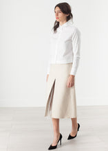 Laden Sie das Bild in den Galerie-Viewer, Tulle Pleat Skirt in Cream