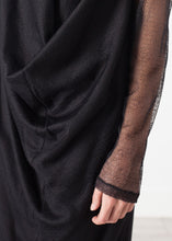 Laden Sie das Bild in den Galerie-Viewer, Net Dress in Black