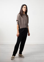 Laden Sie das Bild in den Galerie-Viewer, Alia Knit Trouser