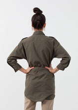 Laden Sie das Bild in den Galerie-Viewer, Belted Surplus Dress