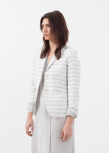 Laden Sie das Bild in den Galerie-Viewer, Lavanda Stripe Blazer