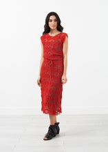 Laden Sie das Bild in den Galerie-Viewer, Lace Dress