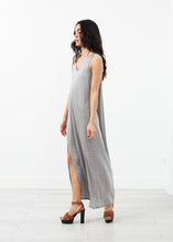 Laden Sie das Bild in den Galerie-Viewer, Megara Dress