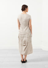 Laden Sie das Bild in den Galerie-Viewer, Dapin Dress