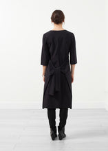 Laden Sie das Bild in den Galerie-Viewer, Sleeve Dress