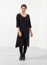Laden Sie das Bild in den Galerie-Viewer, Sleeve Dress