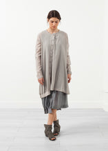 Laden Sie das Bild in den Galerie-Viewer, Button Dress