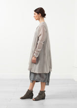 Laden Sie das Bild in den Galerie-Viewer, Button Dress