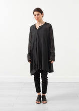 Laden Sie das Bild in den Galerie-Viewer, Button Dress