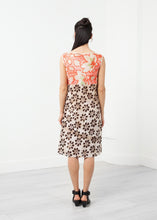 Laden Sie das Bild in den Galerie-Viewer, Floral Sleeveless Dress