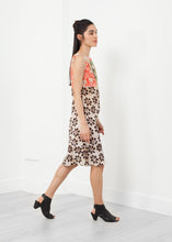 Laden Sie das Bild in den Galerie-Viewer, Floral Sleeveless Dress