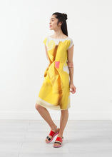 Laden Sie das Bild in den Galerie-Viewer, Paper Dress