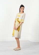 Laden Sie das Bild in den Galerie-Viewer, Buttercup Dress