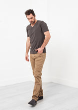Laden Sie das Bild in den Galerie-Viewer, Alex Twill Pant in Sand
