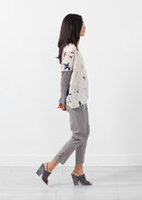 Laden Sie das Bild in den Galerie-Viewer, Long Sleeve Box Blouse