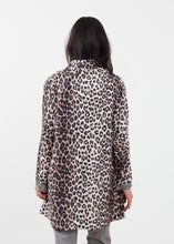 Laden Sie das Bild in den Galerie-Viewer, Silk Trench