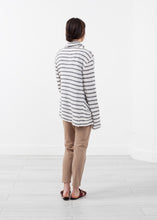 Laden Sie das Bild in den Galerie-Viewer, Unisex Shawl Cardigan