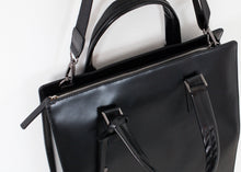 Laden Sie das Bild in den Galerie-Viewer, Vertical Tote