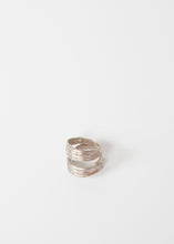 Laden Sie das Bild in den Galerie-Viewer, Silver Coil Ring in Sterling