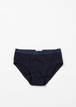 Laden Sie das Bild in den Galerie-Viewer, Combed Cotton Brief