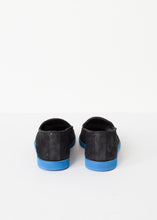 Laden Sie das Bild in den Galerie-Viewer, Suede Loafers - Black/Blue