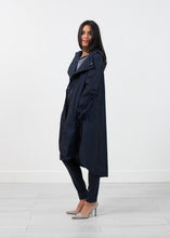 Laden Sie das Bild in den Galerie-Viewer, Wett Coat
