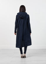 Laden Sie das Bild in den Galerie-Viewer, Wett Coat