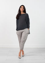 Laden Sie das Bild in den Galerie-Viewer, Hand Dyed Silk Top
