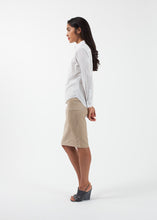Laden Sie das Bild in den Galerie-Viewer, Contrast Boy Shirt