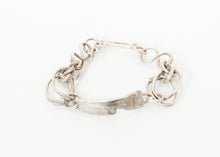 Laden Sie das Bild in den Galerie-Viewer, Silver I.D. Bracelet in Sterling